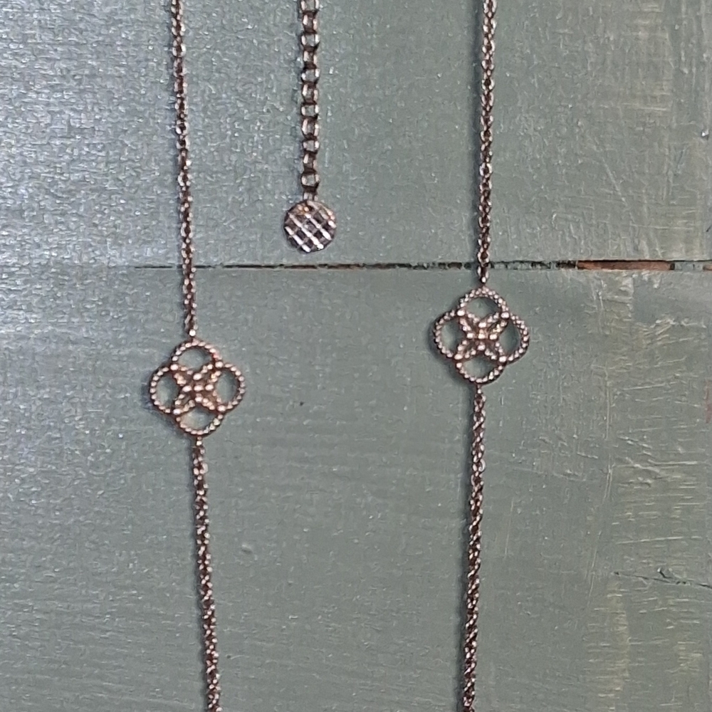 Sterling Silver Clover Layer Necklace